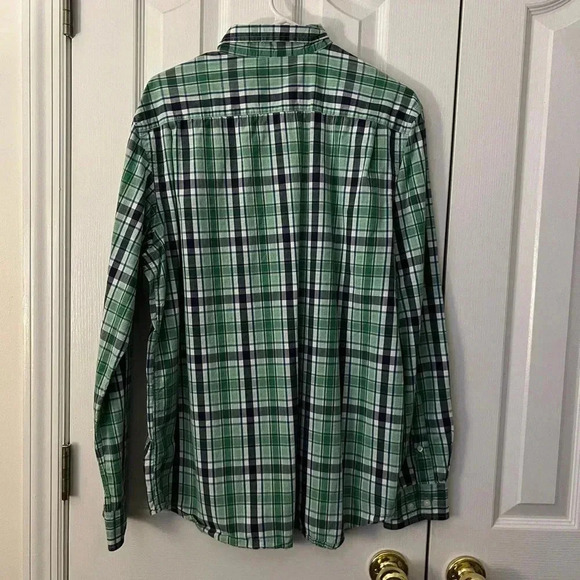 Men’s Old Navy Button Down Shirt - Picture 2 of 5